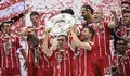 Lahm y Xabi Alonso se despiden del Bayern y del f&uacute;tbol con una goleada
