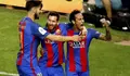 3-1. Messi y Neymar consuelan al Barcelona