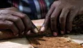 Cubano-espa&ntilde;ola Habanos firma acuerdo con monopolio estatal chino del tabaco